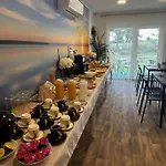 Oda ve Kahvaltı Panzio 4*