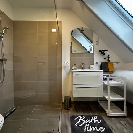 Panzio Bed & Breakfast 4*